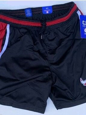 Chicago Bulls Basketball Shorts Men's Large new with tags XL